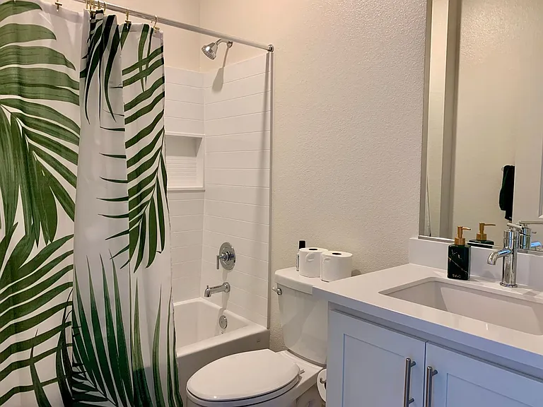 2050 Brighton Dr — Photo 31