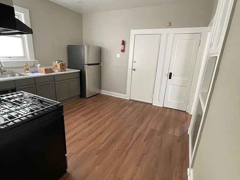 37 Western Pkwy #2 — Photo 9