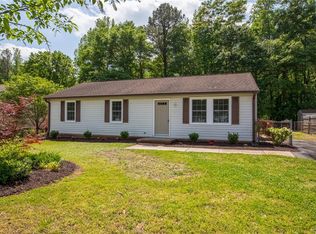 16124 Mistora Rd, Chester, VA 23831