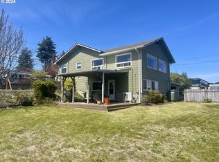 93693 Bay Park Ln, Coos Bay, OR