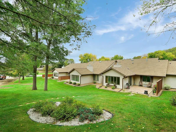 1765 Cobblestone Ct, Red Wing, MN 55066