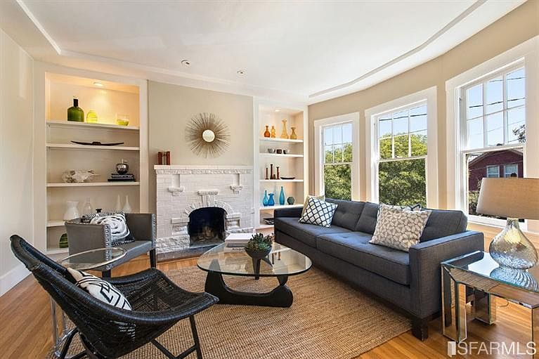 1st image of 478 Hoffman Ave