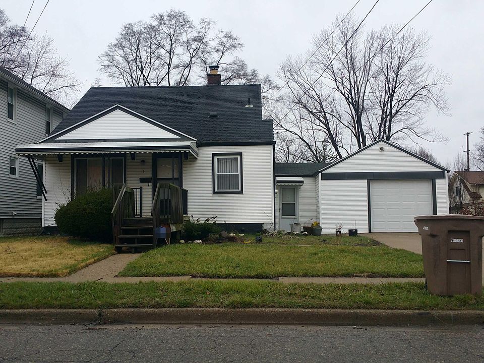 1st image of 11 N Sanford St