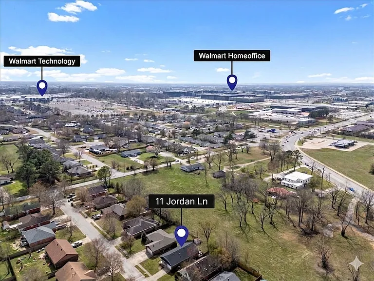 11 Jordan Ln — Photo 15
