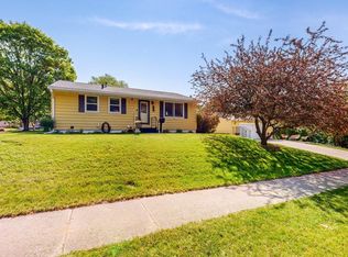 574 36th Ave NW, Rochester, MN 55901