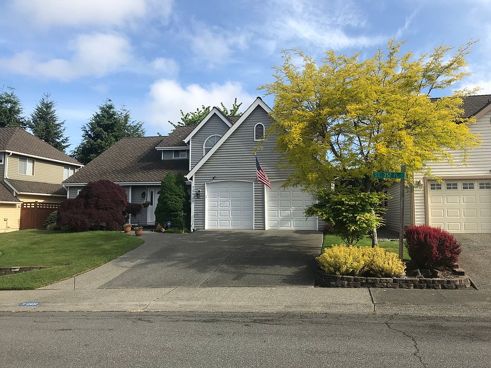 2nd image of 12622 SE 252nd Pl