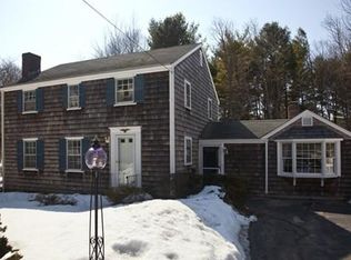 4 Forest Ln, Hingham, MA 02043