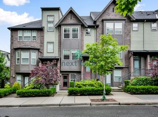 972 NE Discovery Dr, Issaquah, WA 98029