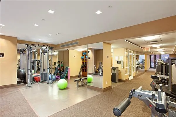 Sold by Trump International Realty | media 8