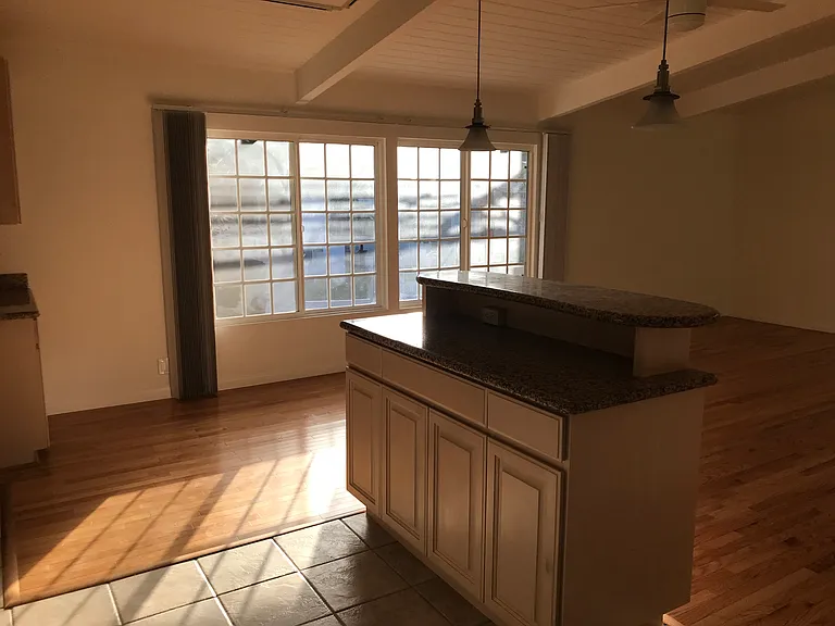 1815 N Beverly Glen Blvd — Photo 4