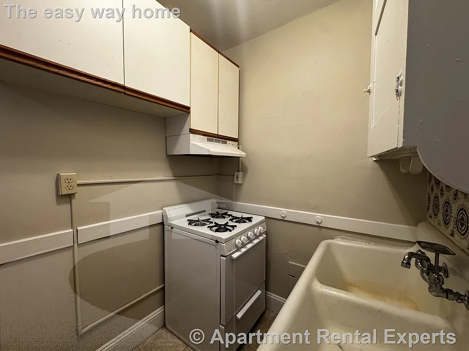 4 Cogswell Ave #7
