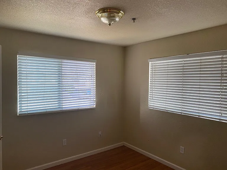 597 South Ave — Photo 10
