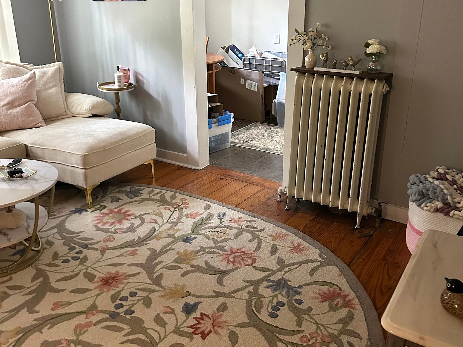 West Hall Apartment 2 — Photo 4