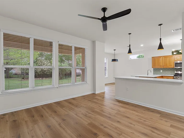 109 Anemone Cir — Photo 9