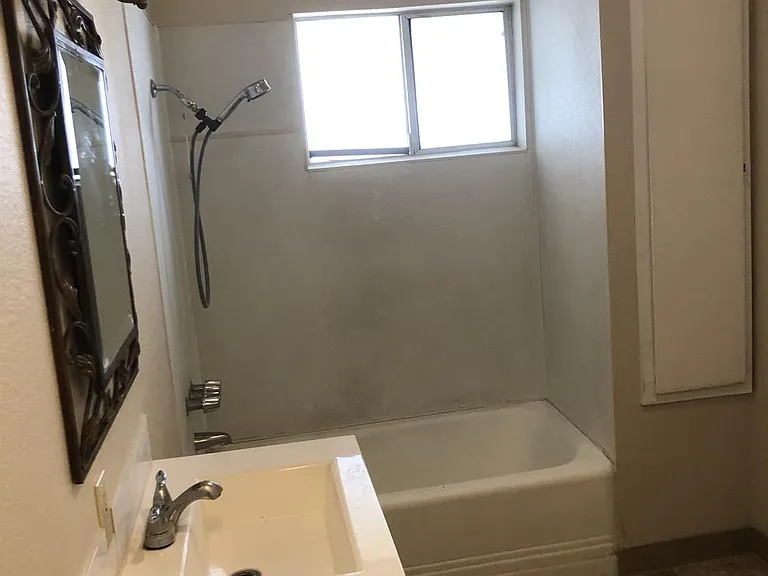 617 Granger Ave #617 — Photo 7