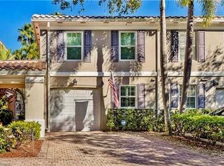 5733 Cove CIR, NAPLES, FL 34119