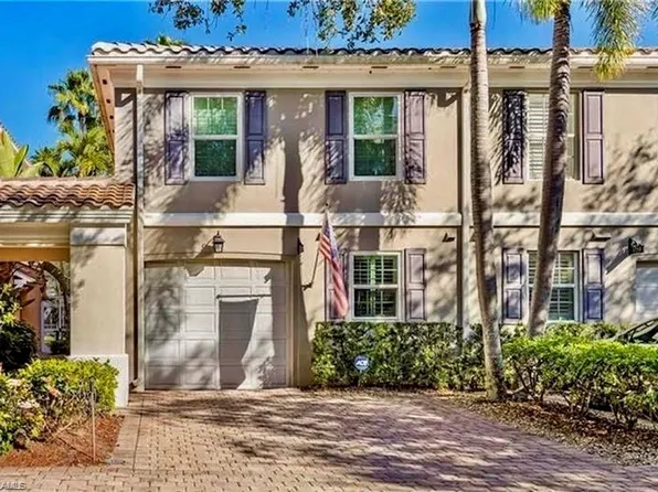 5733 Cove CIR, NAPLES, FL 34119