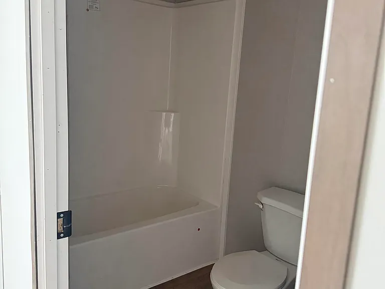 2120 Spring St #135 — Photo 8