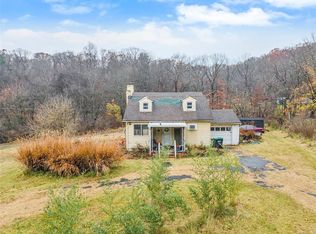 493 Crawford Run Rd, Cheswick, PA 15024
