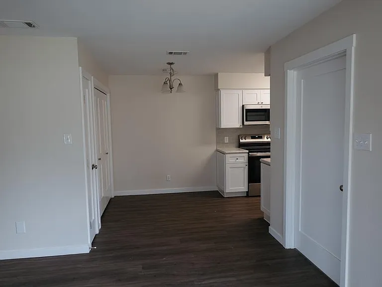 300 Lila Ln — Photo 6