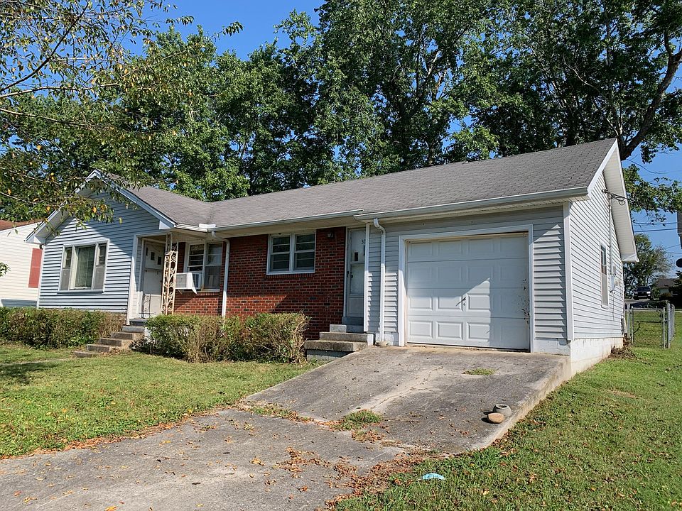 2nd image of 302 Terrace Ln