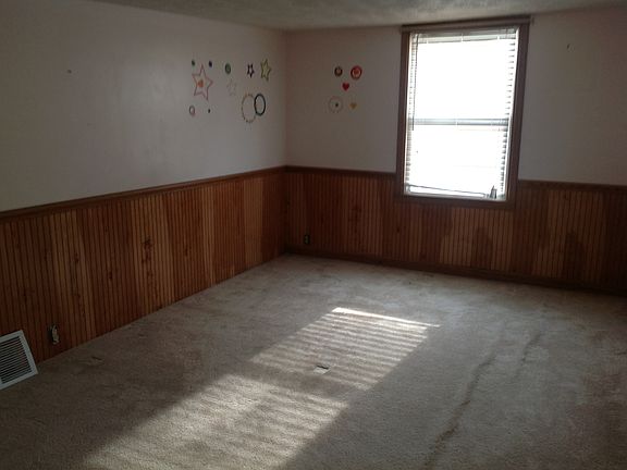 4th image of 9238 N 12th St