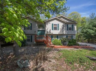 33 Stratford Rd, Rock Hill, NY 12775