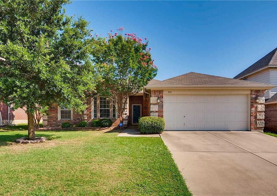 1st image of 943 Joshua Dr