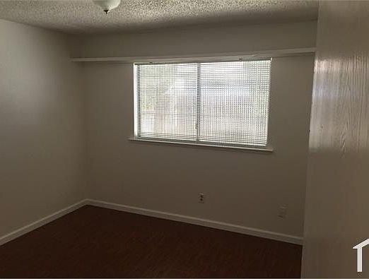 5th image of 5321 Shortway Dr
