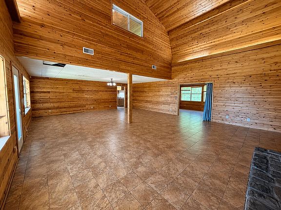 4th image of 132 Boofer Rd