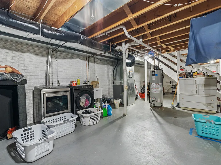 6006 S 31st St — Photo 9