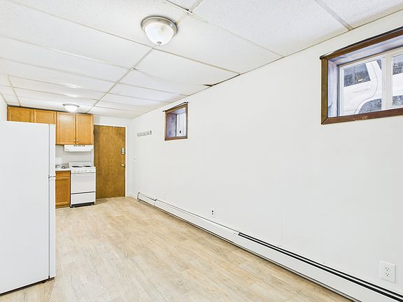 2nd image of 2763 Mack Blvd #3