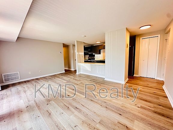 5th image of 9401 Old Concord Rd APT A