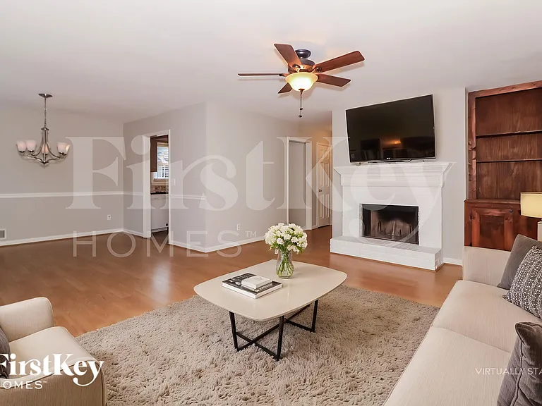 4480 Meadow Trl — Photo 4