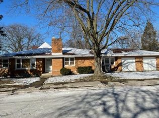 14845 Grant St, Dolton, IL