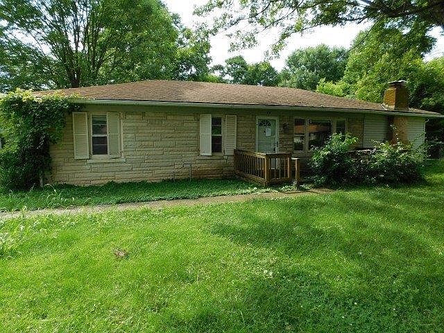 1st image of 33 Deerland Dr