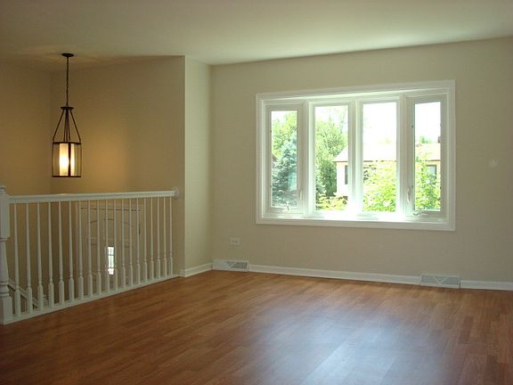 4th image of 8842 Fairway Dr