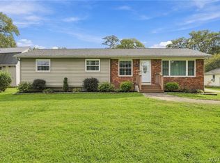 5808 Tonawanda Creek Rd, Lockport, NY 14094