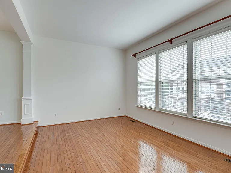 43794 Virginia Manor Ter — Photo 5
