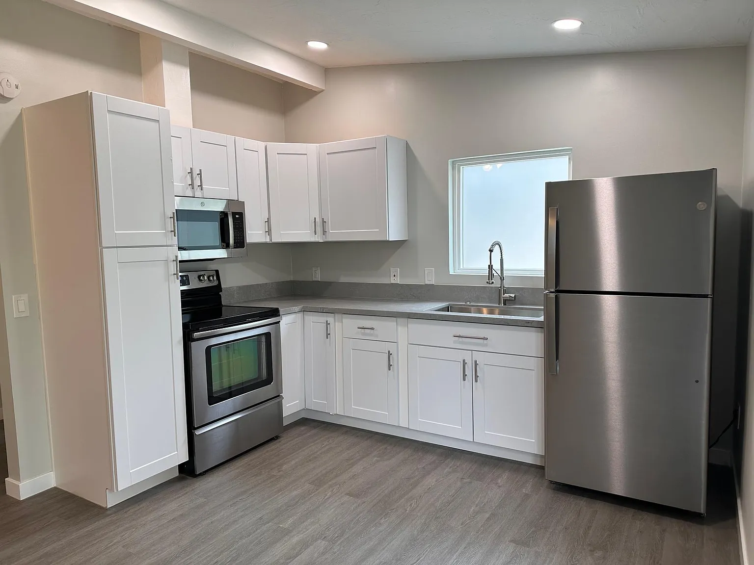 1 bed, 500 sqft, $2,550 — Photo 3