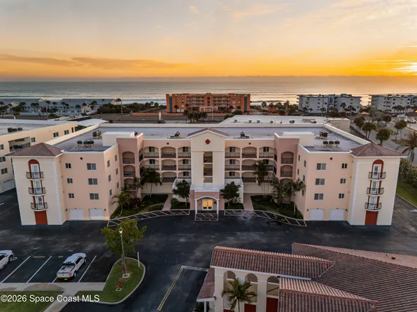 121 Lancha Cir Unit 107, Indian Harbour Beach, FL 32937