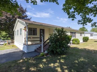 1 Betsy Ross Rd, Taunton, MA 02780