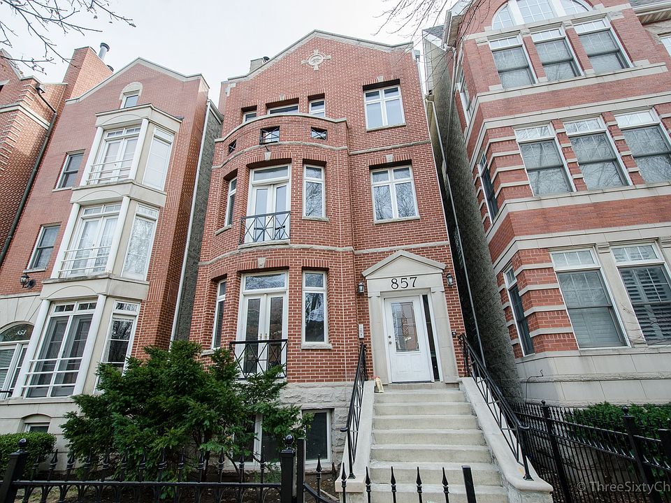 1st image of 850 W Wrightwood Ave