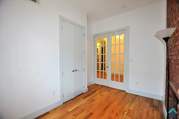 Rented by EXR | media 21