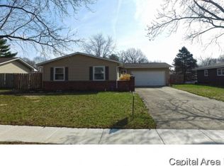1212 Larchmont Dr, Springfield, IL 62704