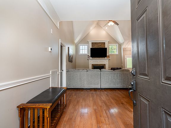 5th image of 345 Deepwood Trl