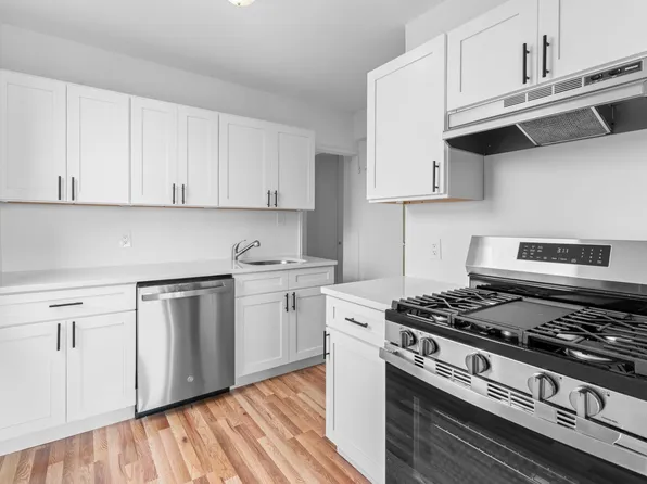1577 East 17th Street image 1 of 29