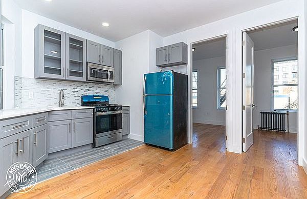1st image of 1969 Pacific St #9