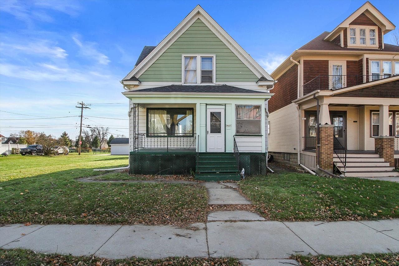 5627 West Rogers STREET, West Allis, WI 53219 Zillow