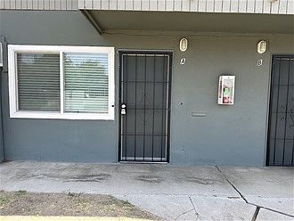 1st image of 1119 Willow St Unit A